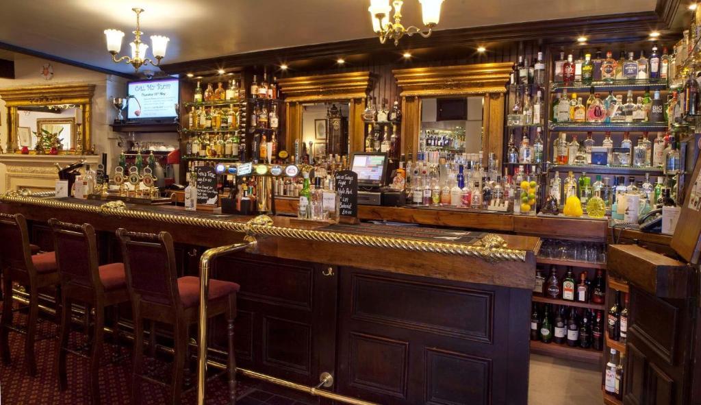 אולדהאם The Old Bell Inn מראה חיצוני תמונה